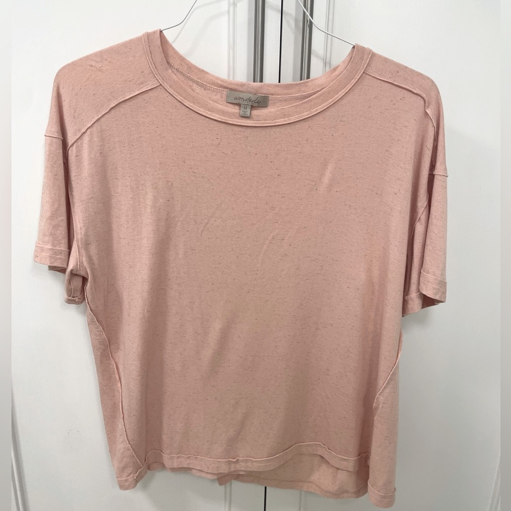 NWOT Wonderly Studio Short Sleeve Tee Size Small